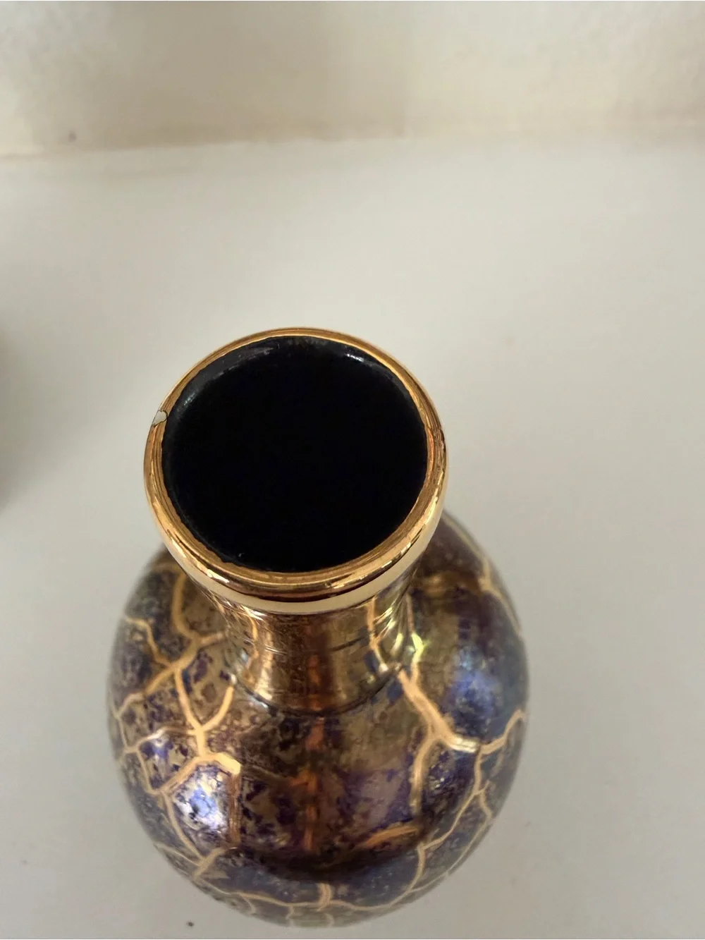 Signed Iridescent Art Pottery Bud Vase Blue & Gold Crackle Glaze‎ 4.5